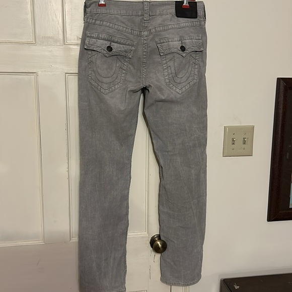 True religion ricky corderoys, warm and stylish. Size 30 - Picture 4 of 8